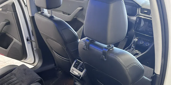 Detailing: čištění interiéru nebo exteriéru či komplet péče o vaše auto