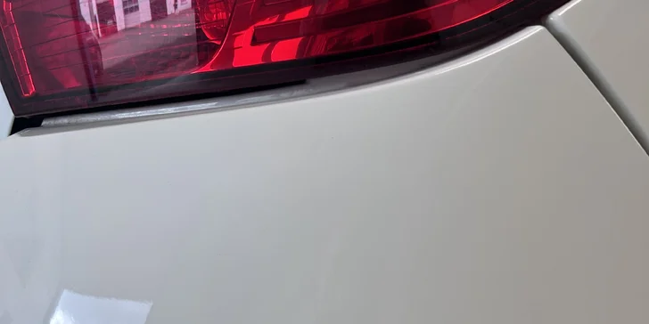 Detailing: čištění interiéru nebo exteriéru či komplet péče o vaše auto