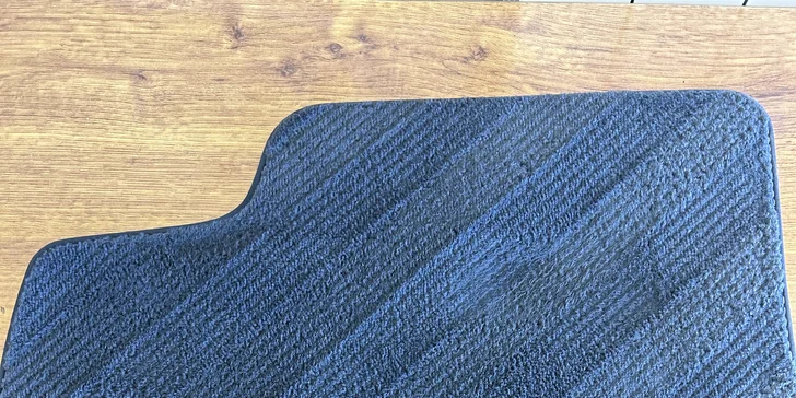 Detailing: čištění interiéru nebo exteriéru či komplet péče o vaše auto