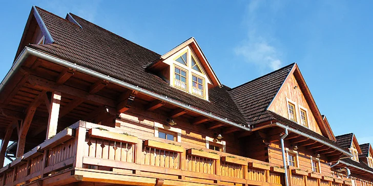 Pobyt pro dva v Nízkých Tatrách se snídaní či polopenzí: turistika i relax ve wellness