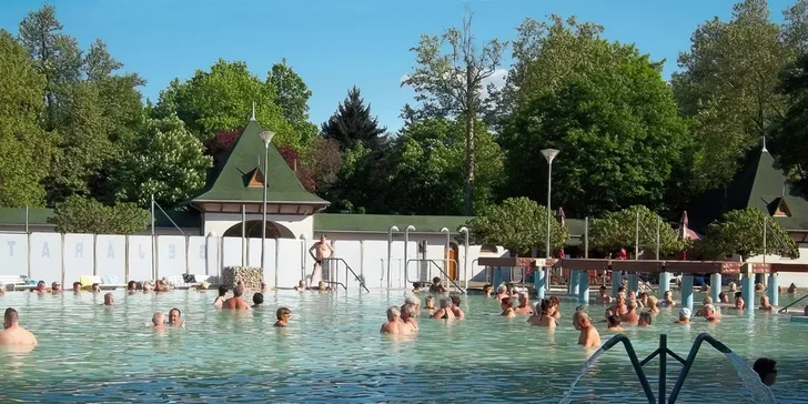 Relax v maďarských lázních Harkány: příjemný apartmán, vlastní doprava či bus