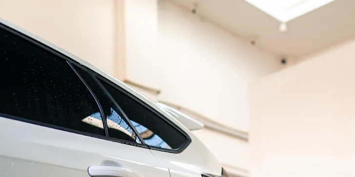 Auto jako ze škatulky: čištění interiéru nebo exteriéru vašeho auta či expresní mytí