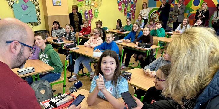 Aplikace Glitr: škola hrou i dobrodružství pro celou rodinu na 3–12 měsíců