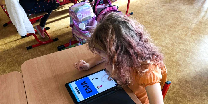 Aplikace Glitr: škola hrou i dobrodružství pro celou rodinu na 3–12 měsíců