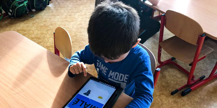 Aplikace Glitr: škola hrou i dobrodružství pro celou rodinu na 3–12 měsíců