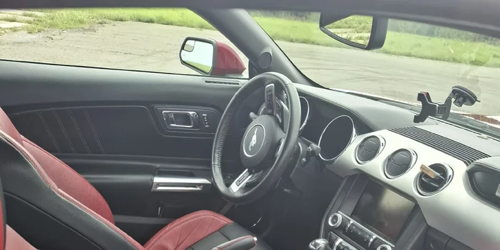 Pronájem ikonického amerického vozu Ford Mustang GT 500: na 6, 12, 24 i 48 hodin