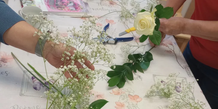 Floristické kurzy: úvod do floristiky, vázání kytic či aranžování květin