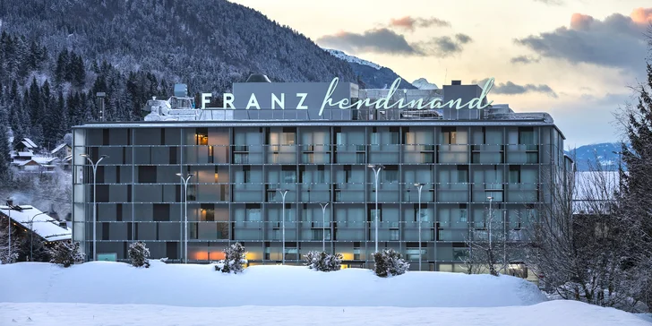 Aktivní dovolená v Korutanech: 4* hotel s polopenzí, neomezeným wellness a programem pro děti