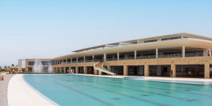 Kapverdy letecky: nový hotel Royal Horizon Ponta Sino***** na ostrově Sal, bazény a all inclusive