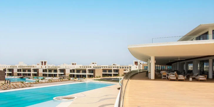 Kapverdy letecky: nový hotel Royal Horizon Ponta Sino***** na ostrově Sal, bazény a all inclusive