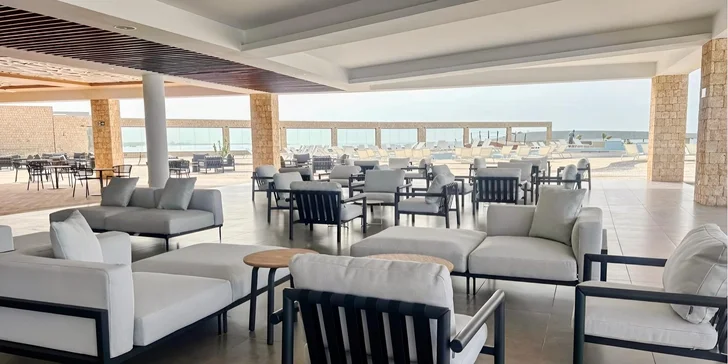 Kapverdy letecky: nový hotel Royal Horizon Ponta Sino***** na ostrově Sal, bazény a all inclusive
