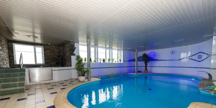 Špindlerův Mlýn pro páry či rodiny: hotel na rozcestí turistických tras vč. snídaně