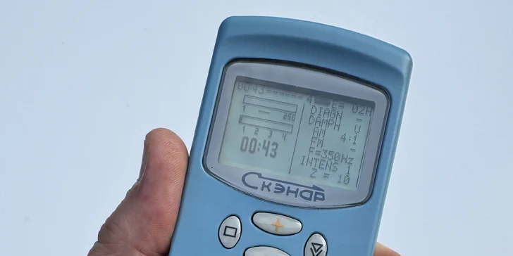 SCENAR terapie: moderní technologie proti bolesti zad i kloubů a zatuhlým svalům