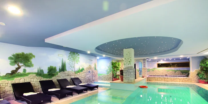 Val di Fassa: 4* hotel jen 100 m od sjezdovky, bohatá polopenze, first minute sleva