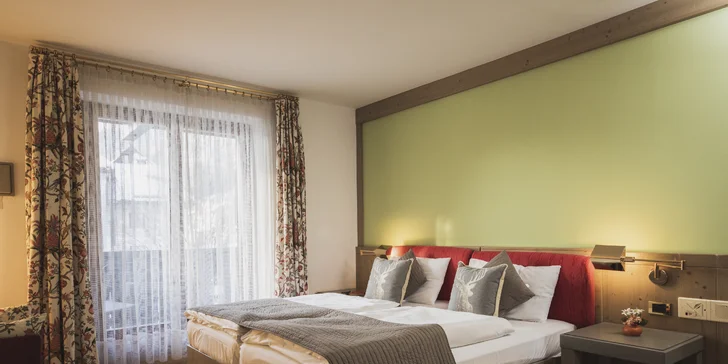 Val di Fassa: 4* hotel jen 100 m od sjezdovky, bohatá polopenze, first minute sleva