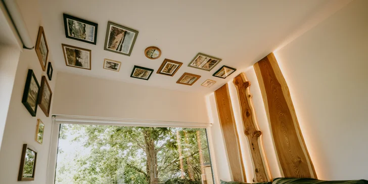 Vybavený tiny house na kraji Šumavy pro dvě osoby s venkovním posezením