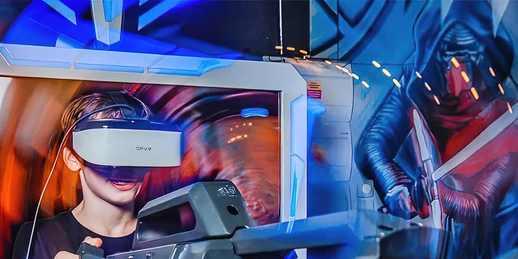 Královská zábava pro celou rodinu: 90 minut v herním centru, 9D kino, VR Machine Gun i simulátor