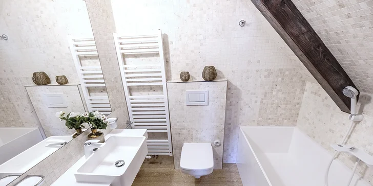 Luxus s nádechem historie: hotel v centru Českého Krumlova se snídaní i wellness