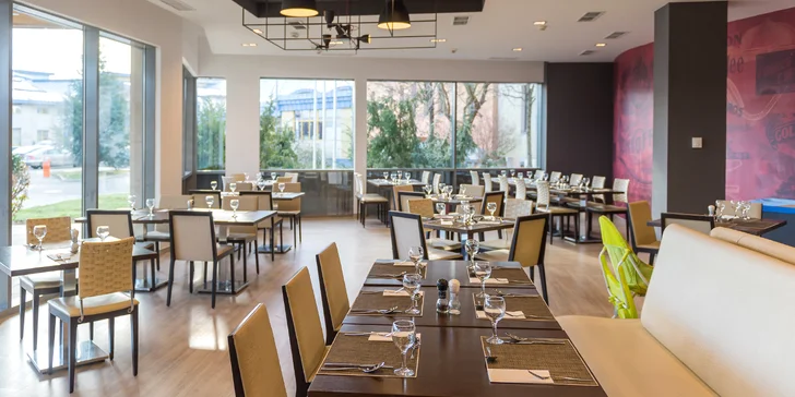 4* relax v Sárváru: Radisson hotel s all inclusive a neomezeným vstupem do termálních lázní