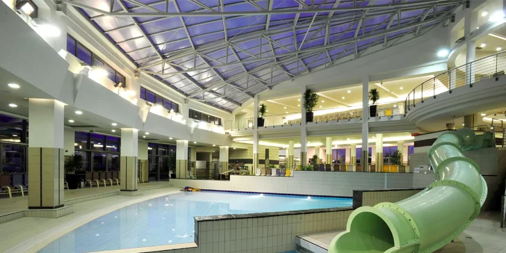 4* relax v Sárváru: Radisson hotel s all inclusive a neomezeným vstupem do termálních lázní