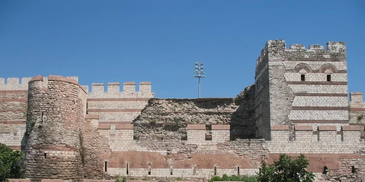 Vydejte se poznávat kouzla Istanbulu: zájezd vč. letenek, ubytování a detailního itineráře