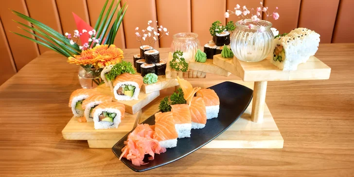 24 kousků sushi v srdci Hradce Králové: maki, nigiri i smažené rolky