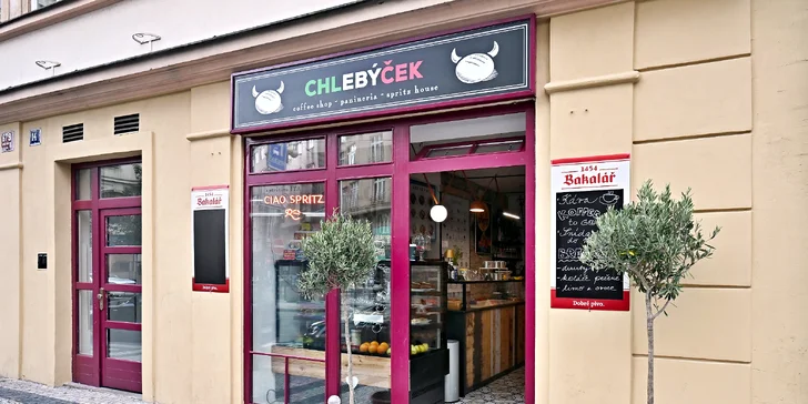 Snídaně podle výběru ze 4 druhů vč. nápoje na Novém Městě pro 1 i 2 osoby