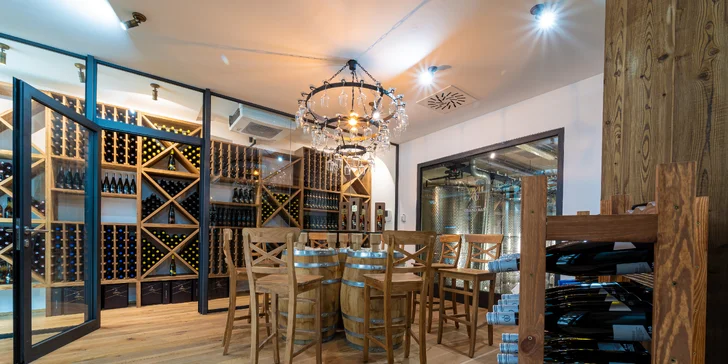 Vinařský unikát na Tokaji: jedinečné ubytování v Chateau Grand Bari se snídaní i degustací