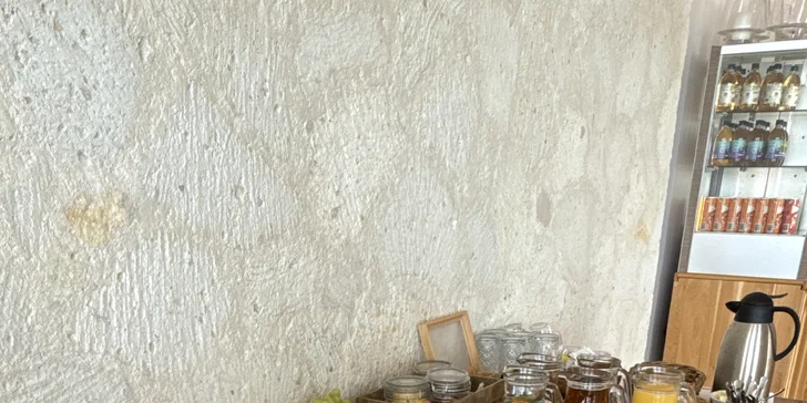 Vinařský unikát na Tokaji: jedinečné ubytování v Chateau Grand Bari se snídaní i degustací