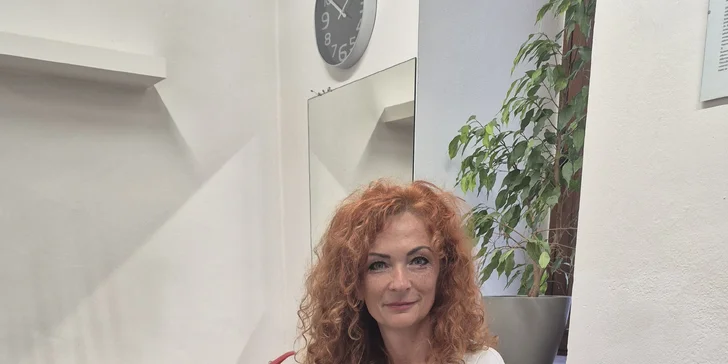 Kosmetické ošetření dle výběru: peeling, ultrazvukové čištění, masáž i maska