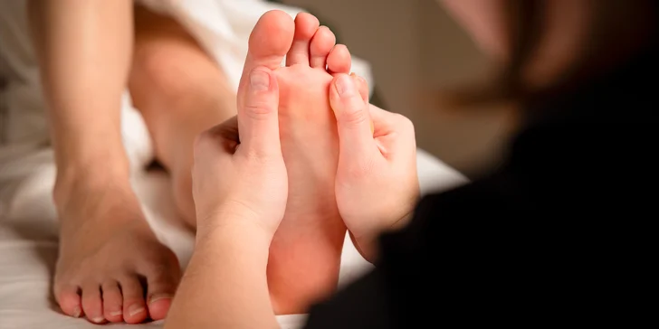 Relax pro tělo i mysl: reflexní terapie plosek nohou nebo přístrojová lymfodrenáž (pro ženy)