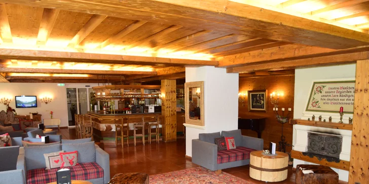 Zima v srdci rakouských Alp: hotel 150 m od vleku, polopenze a wellness