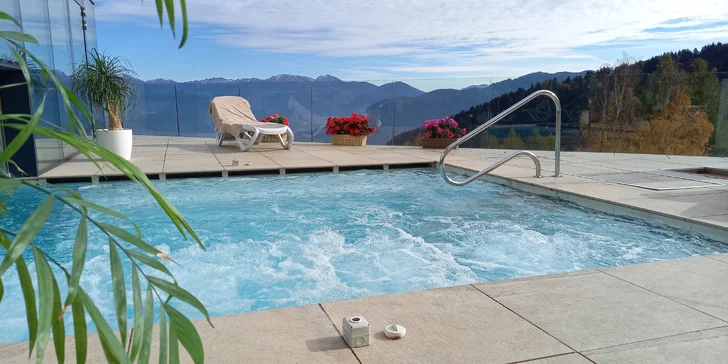 Trentinské Alpy: 3* hotel s polopenzí, neomezeným wellness a kartou výhod