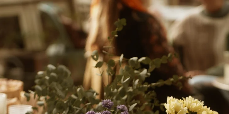 Workshop vázání květin, tvorby flower boxu či květinových ozdob, pro 1 či 2 osoby