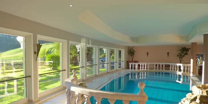 Zima v srdci rakouských Alp: hotel 150 m od vleku, polopenze a wellness
