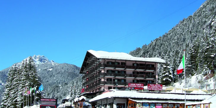 Zažijte zimní pohádku: 3* hotel v Dolomitech s polopenzí, 1,5 km od lanovky
