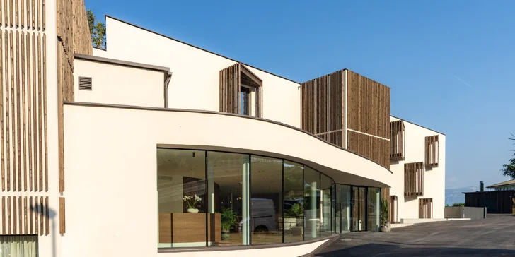 Údolí Adige: hotel s vlastní vinicí, neomezený wellness, polopenze a karta výhod
