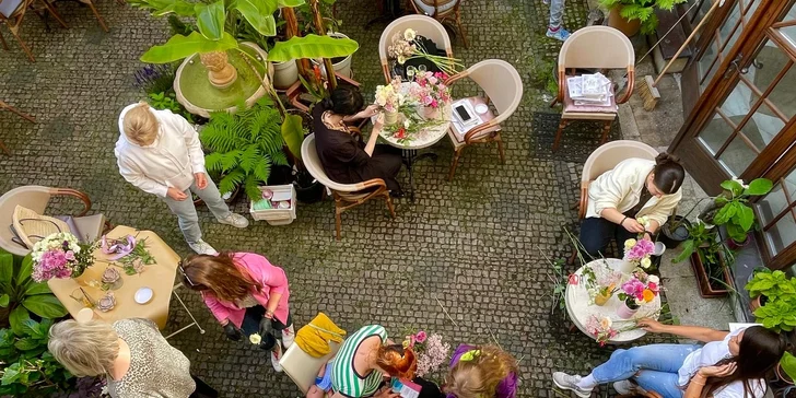 Workshop vázání květin, tvorby flower boxu či květinových ozdob, pro 1 či 2 osoby