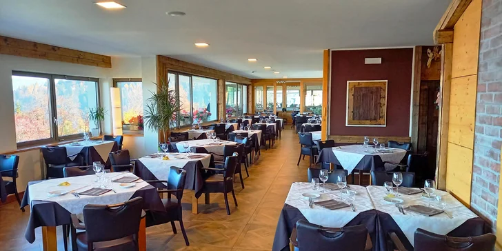 Trentinské Alpy: 3* hotel s polopenzí, neomezeným wellness a kartou výhod