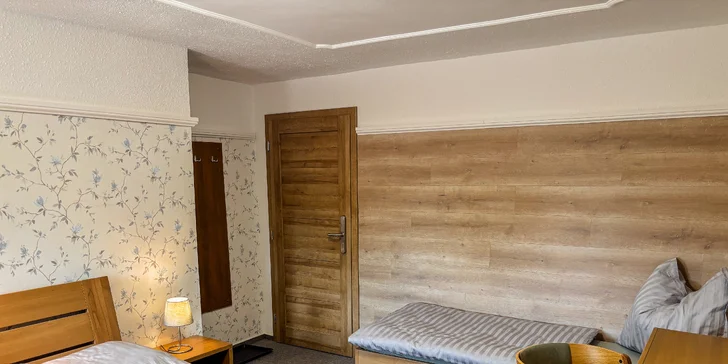 Pobyt v Krušných horách: penzion v pohraničí vč. snídaně, 7 km od Tiských stěn