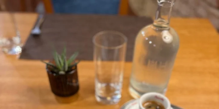 Čtyřchodové menu s vínem v restauraci La Cave pro 1 či 2 osoby