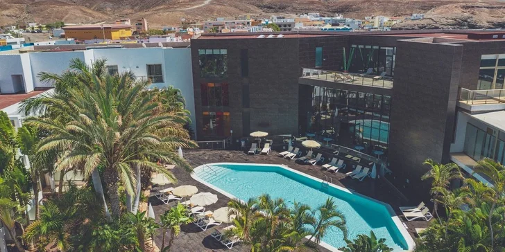 Adults only hotel u pláže na Kanárských ostrovech: all inclusive, bazén i let