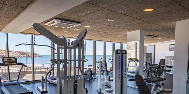 Adults only hotel u pláže na Kanárských ostrovech: all inclusive, bazén i let
