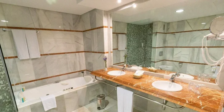 Hurá na Fuerteventuru: 4* hotel 50 metrů od pláže, all inclusive vč. letenek