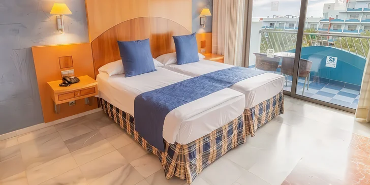 Hurá na Fuerteventuru: 4* hotel 50 metrů od pláže, all inclusive vč. letenek