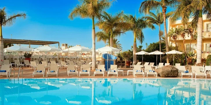 Letecky na Fuerteventuru: Hotel R2 Buganvilla**** s bazénem a all inclusive