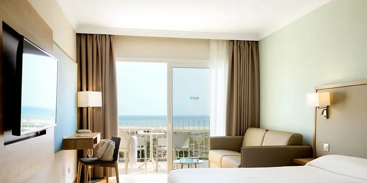 Letecky na Fuerteventuru: Hotel R2 Buganvilla**** s bazénem a all inclusive