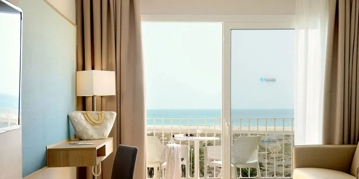 Letecky na Fuerteventuru: Hotel R2 Buganvilla**** s bazénem a all inclusive