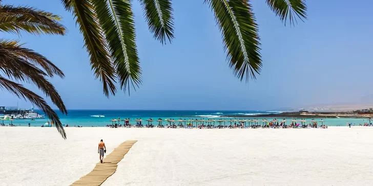 Kanáry letecky: adults only hotel Barcelo Fuerteventura Royal Level****, polopenze či all inclusive