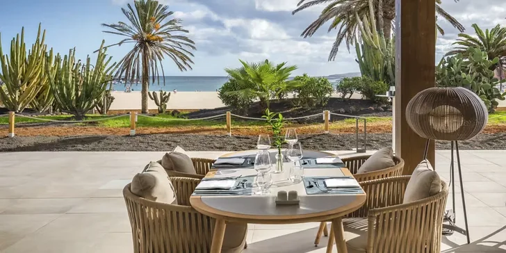Kanáry letecky: adults only hotel Barcelo Fuerteventura Royal Level****, polopenze či all inclusive